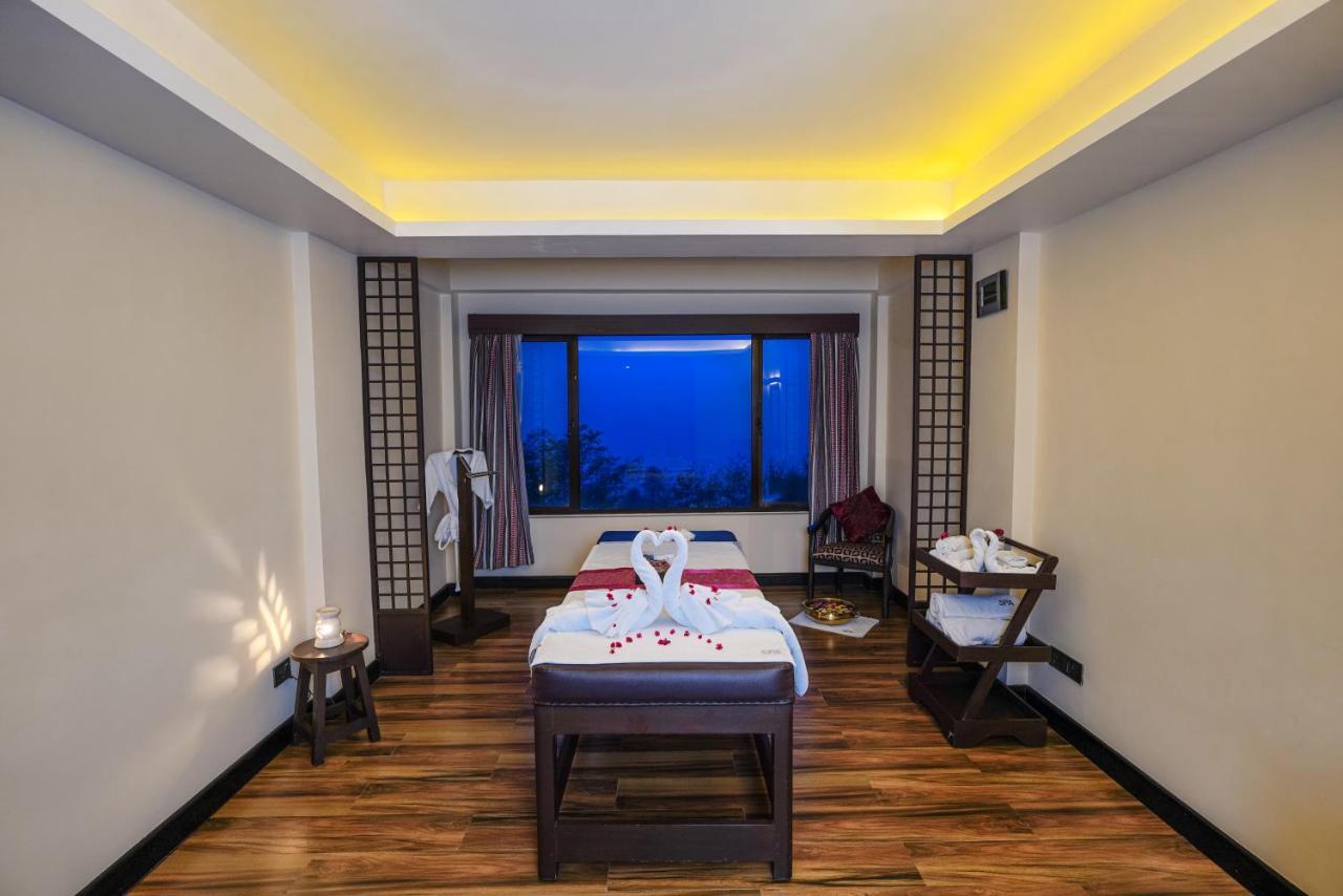 Denzong Regency- Luxury Mountain Retreat Spa & Casino Gangtok Exterior photo