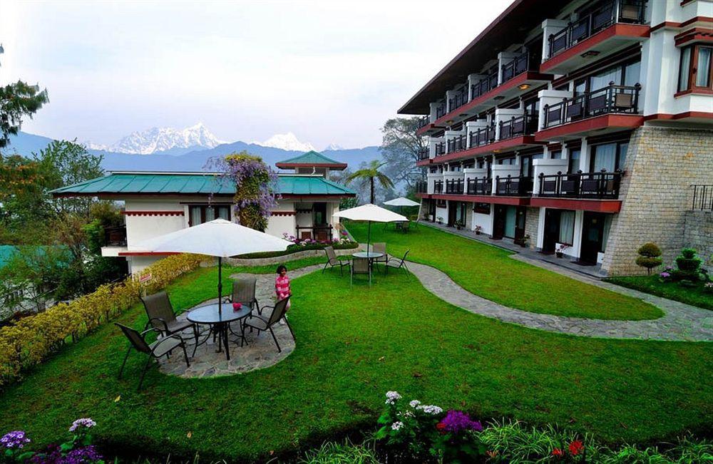 Denzong Regency- Luxury Mountain Retreat Spa & Casino Gangtok Exterior photo